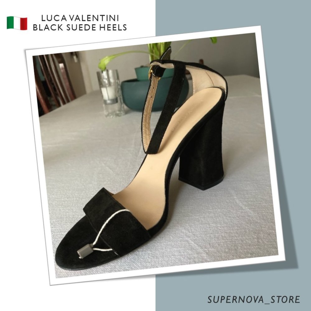 🇮🇹 Luca Valentini Black Suede Block Heel Strap